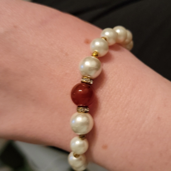 Carnelian & Pearl Jewelry Set - Picture 6 of 6